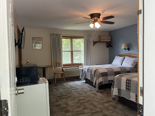 #33 and #34 each with2 Double Beds