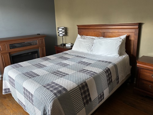 Downstairs Bedroom - With Private Deck/Patio with River Views!